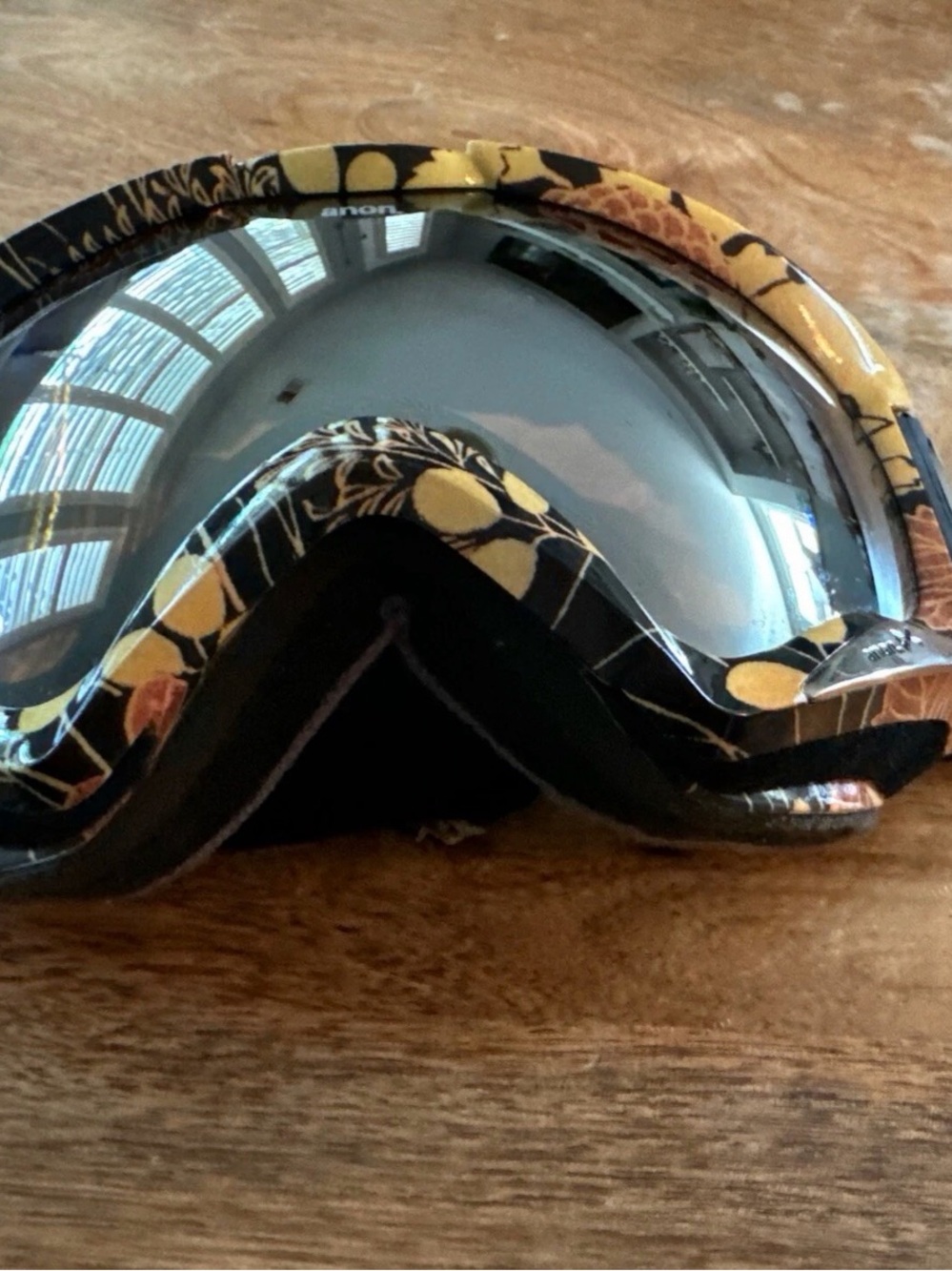 RARE - Anon Floral Mirrored Polarized
Snowboard Ski Goggles